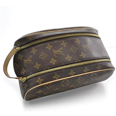 king size toiletry bag louis vuitton|Louis Vuitton toiletry pouch 15.